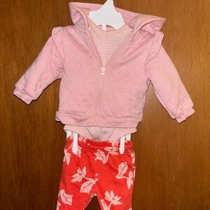Carter’s 3 pieces set light pink newborn 0m